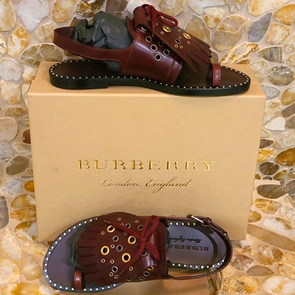 BURBERRY KILTIE FRINGE LEATHER SANDALS - Picture 3 of 16